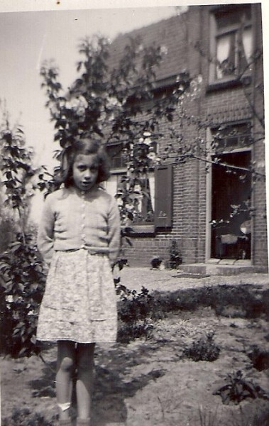 Annie Kamphorst voorjaar 1948